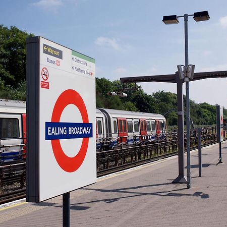 Spacious 2 Bedroom Apartment In Ealing Broadway Eksteriør bilde