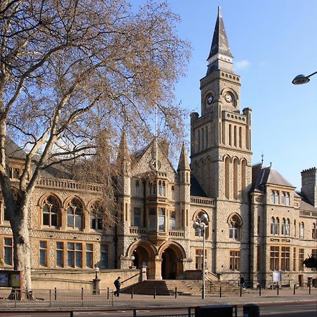 Spacious 2 Bedroom Apartment In Ealing Broadway Eksteriør bilde