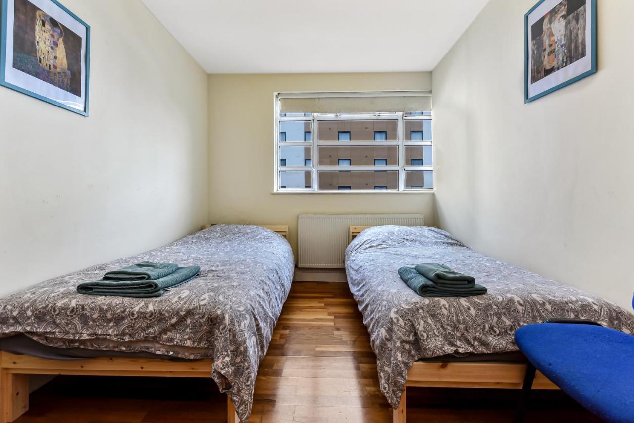 Spacious 2 Bedroom Apartment In Ealing Broadway Eksteriør bilde