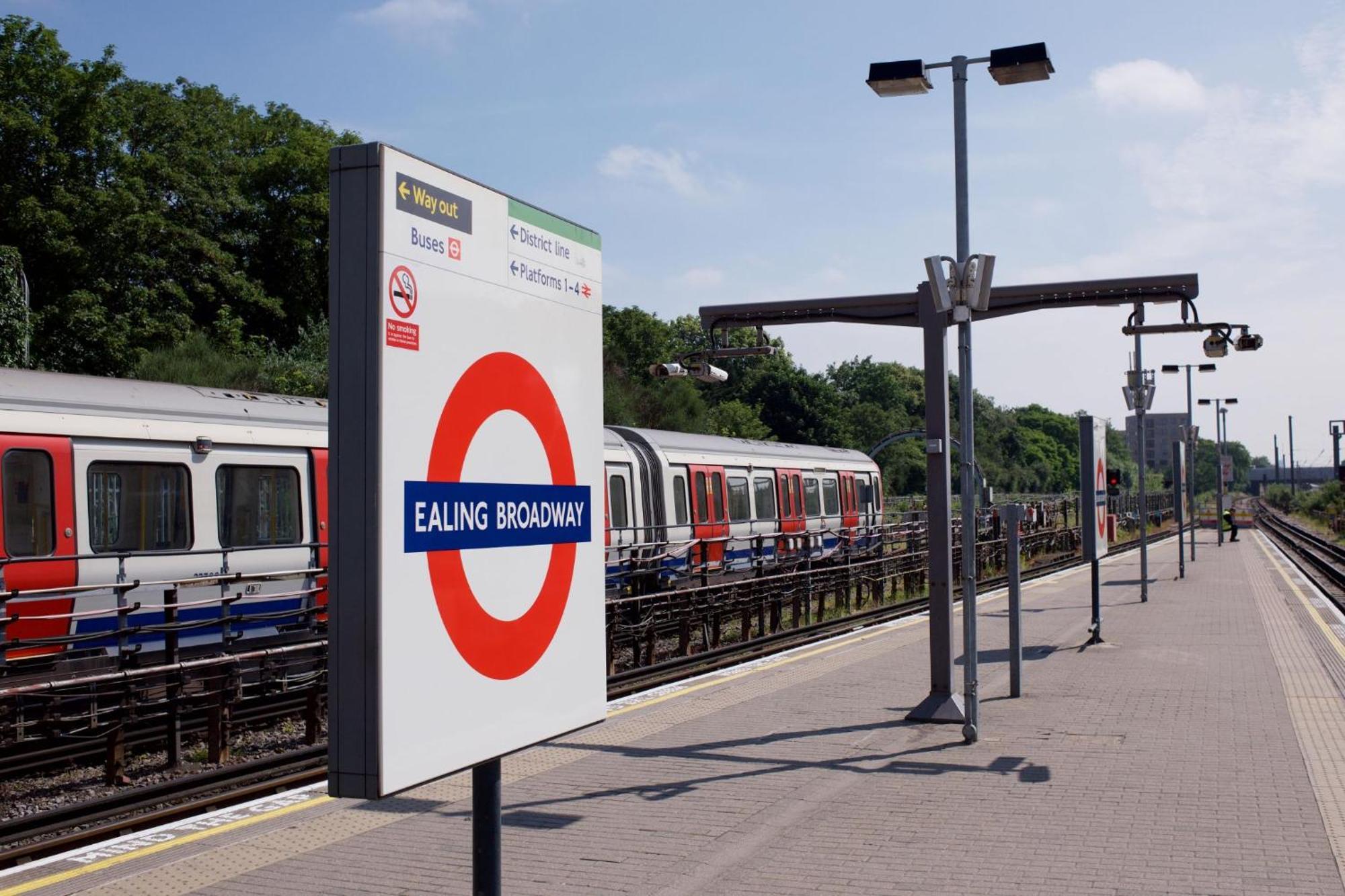 Spacious 2 Bedroom Apartment In Ealing Broadway Eksteriør bilde